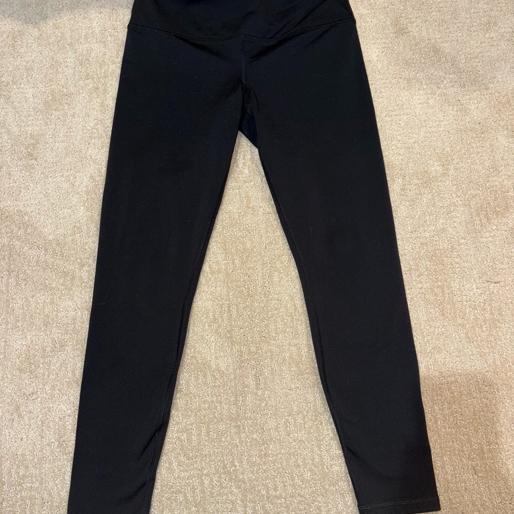Under Armour Black Leggings Sleek Form-Fitting Design